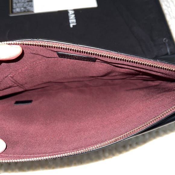 CHANEL O Case Medium Lambskin Leather Clutch Pouch - Limited Edition - Picture 10 of 17